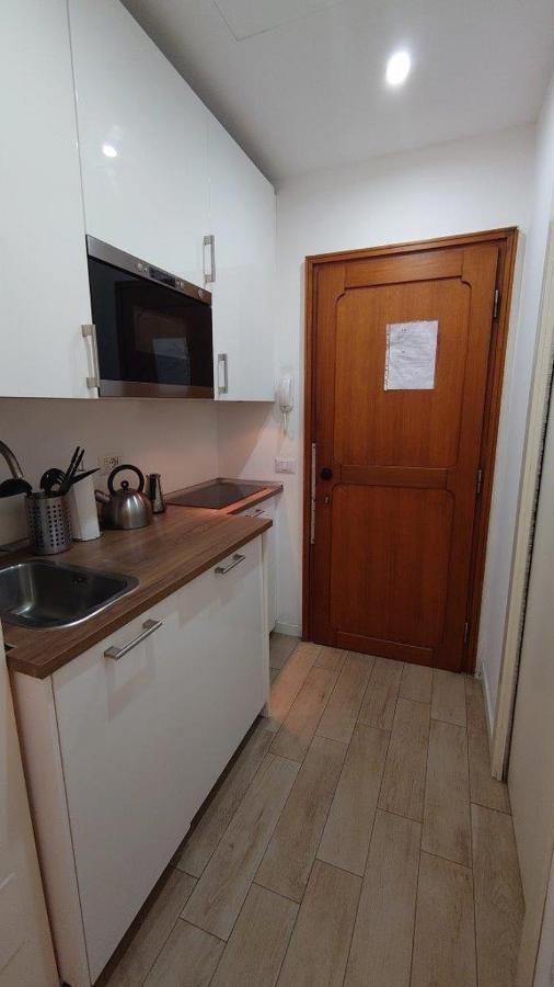Monolocale In Corso Porta Nuova Apartment Милано Екстериор снимка