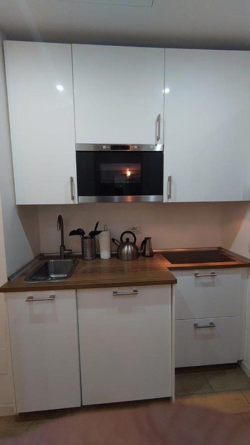 Monolocale In Corso Porta Nuova Apartment Милано Екстериор снимка